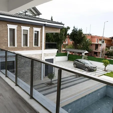 Teki̇rova Hotel