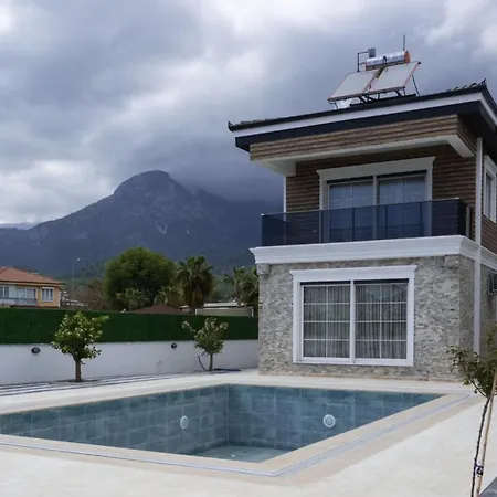 Teki̇rova Hotel