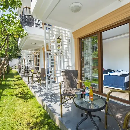 Отель Teki̇rova