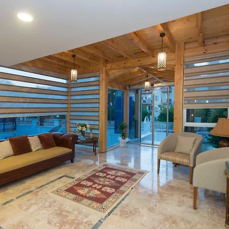 Teki̇rova Текирова