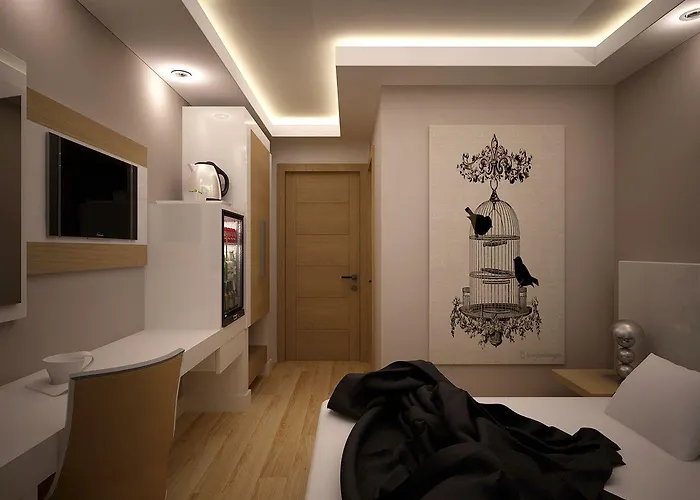 Teki̇rova Hotel