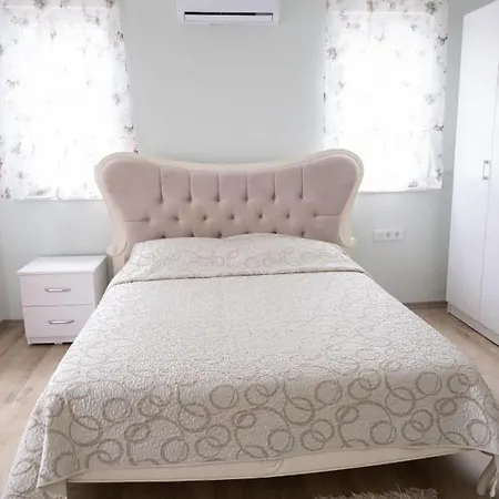 爱茉莉特基罗瓦酒店