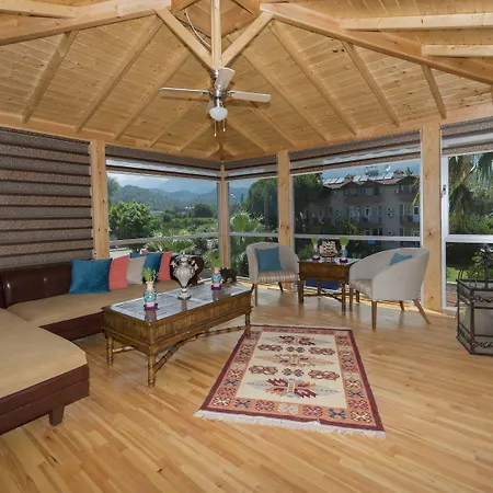 爱茉莉特基罗瓦酒店